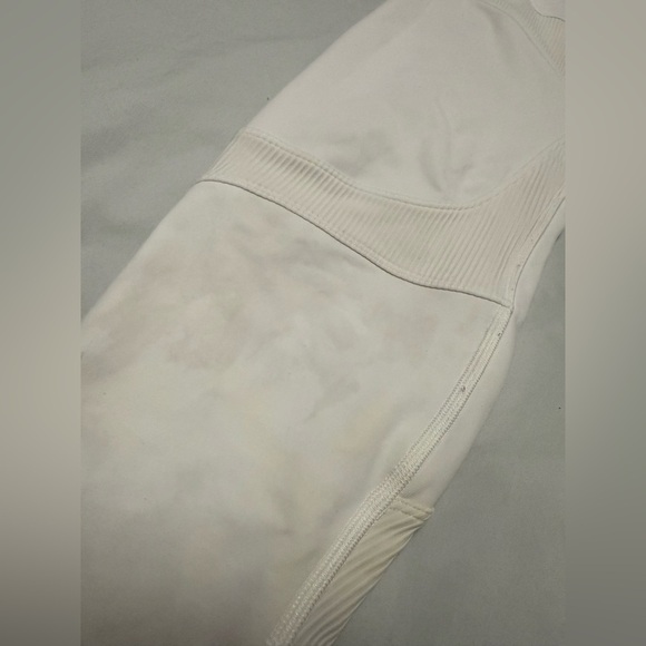 Lululemon New Ambition Super High-Rise Tight 28" *Stained* - Picture 8 of 14